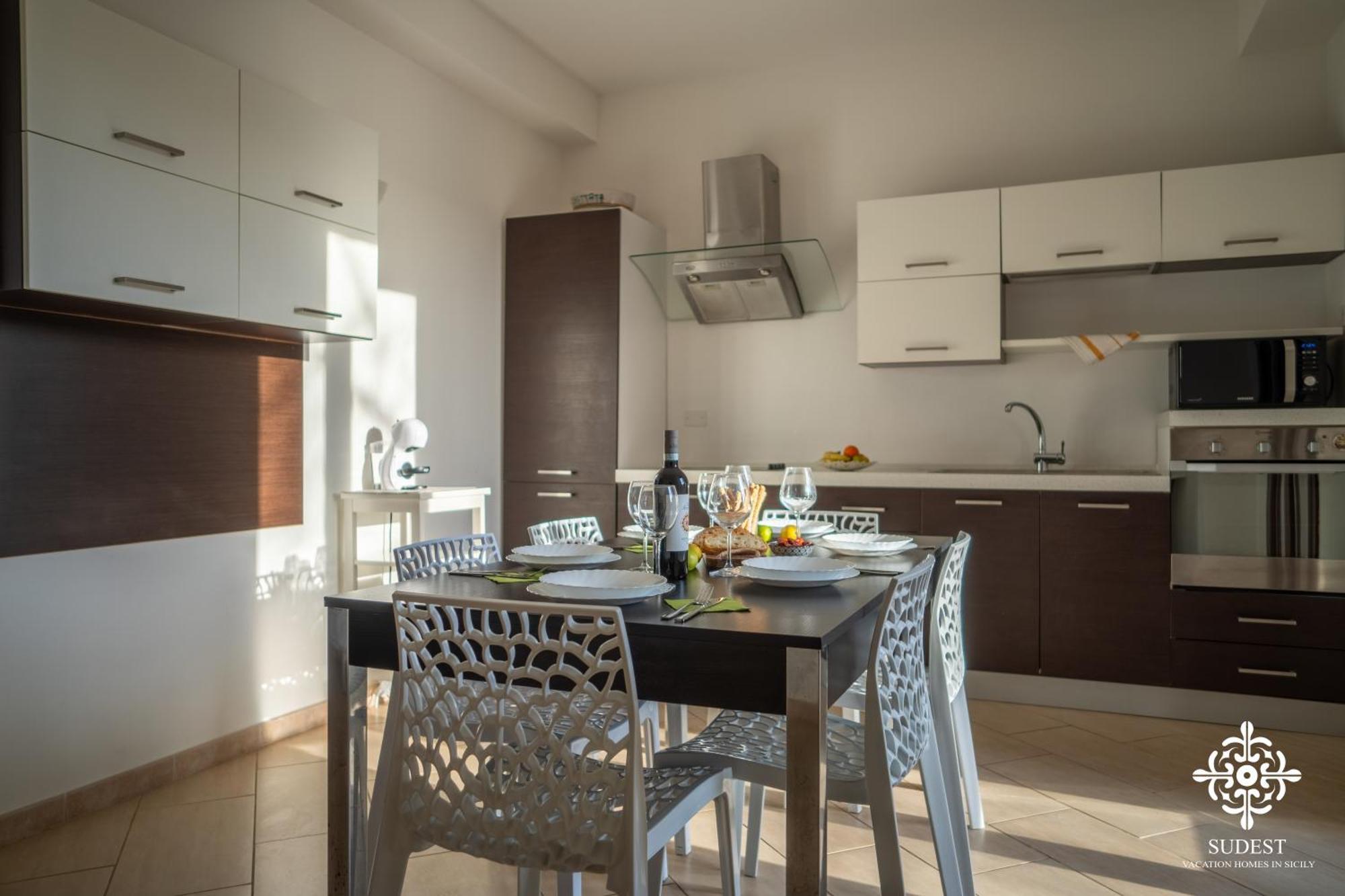 Villa Seaside - Beach Retreat With Jacuzzi سيراكوزا المظهر الخارجي الصورة